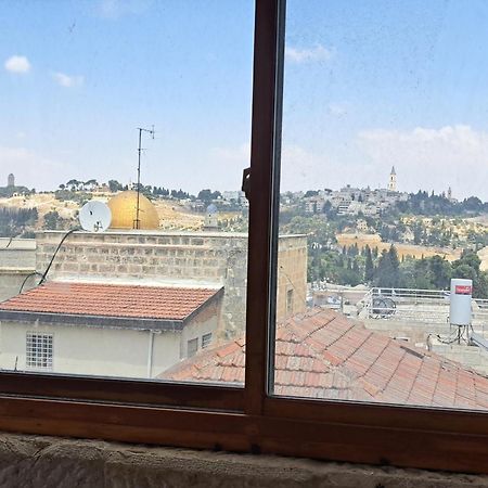 Into Jerusalem Heart ภายนอก รูปภาพ